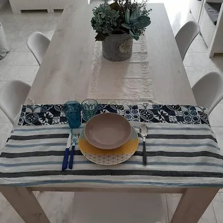 アパート Dahlia Giardini-taormina ジャルディーニ・ナクソス